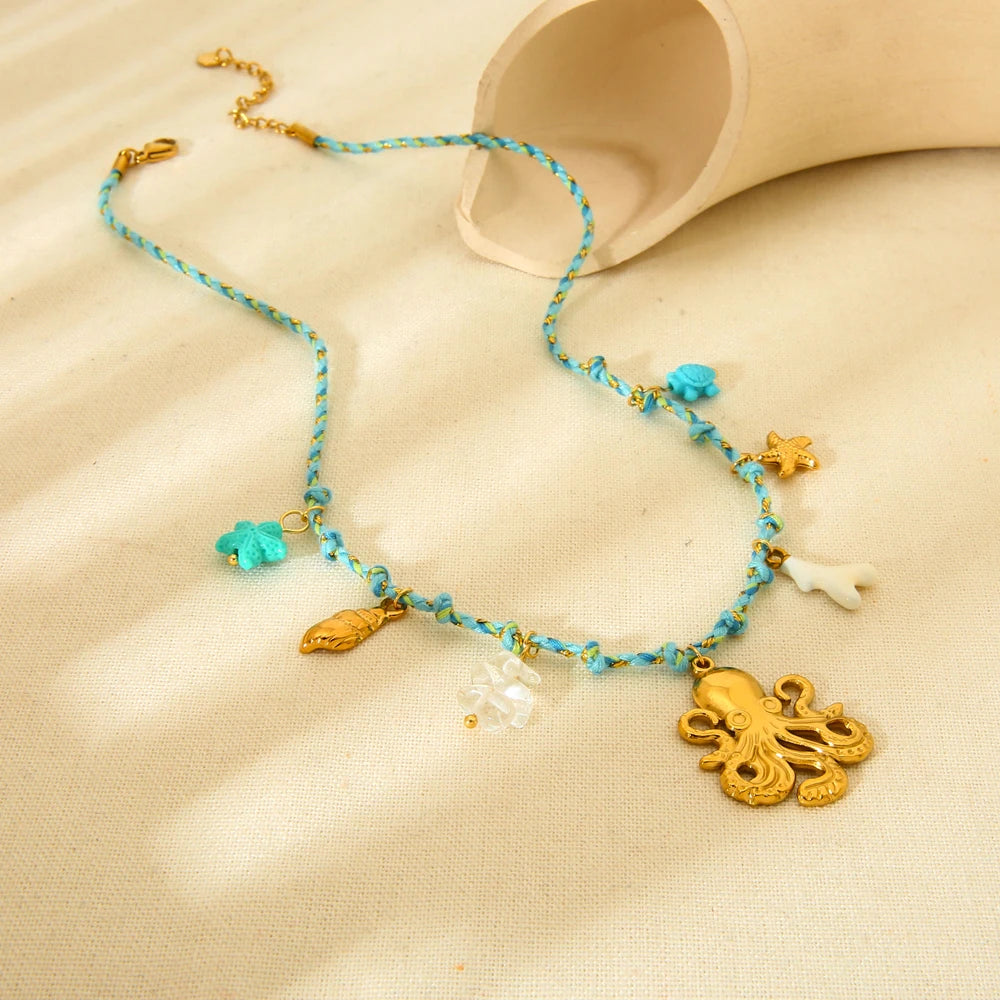 "8 Braços" Necklace