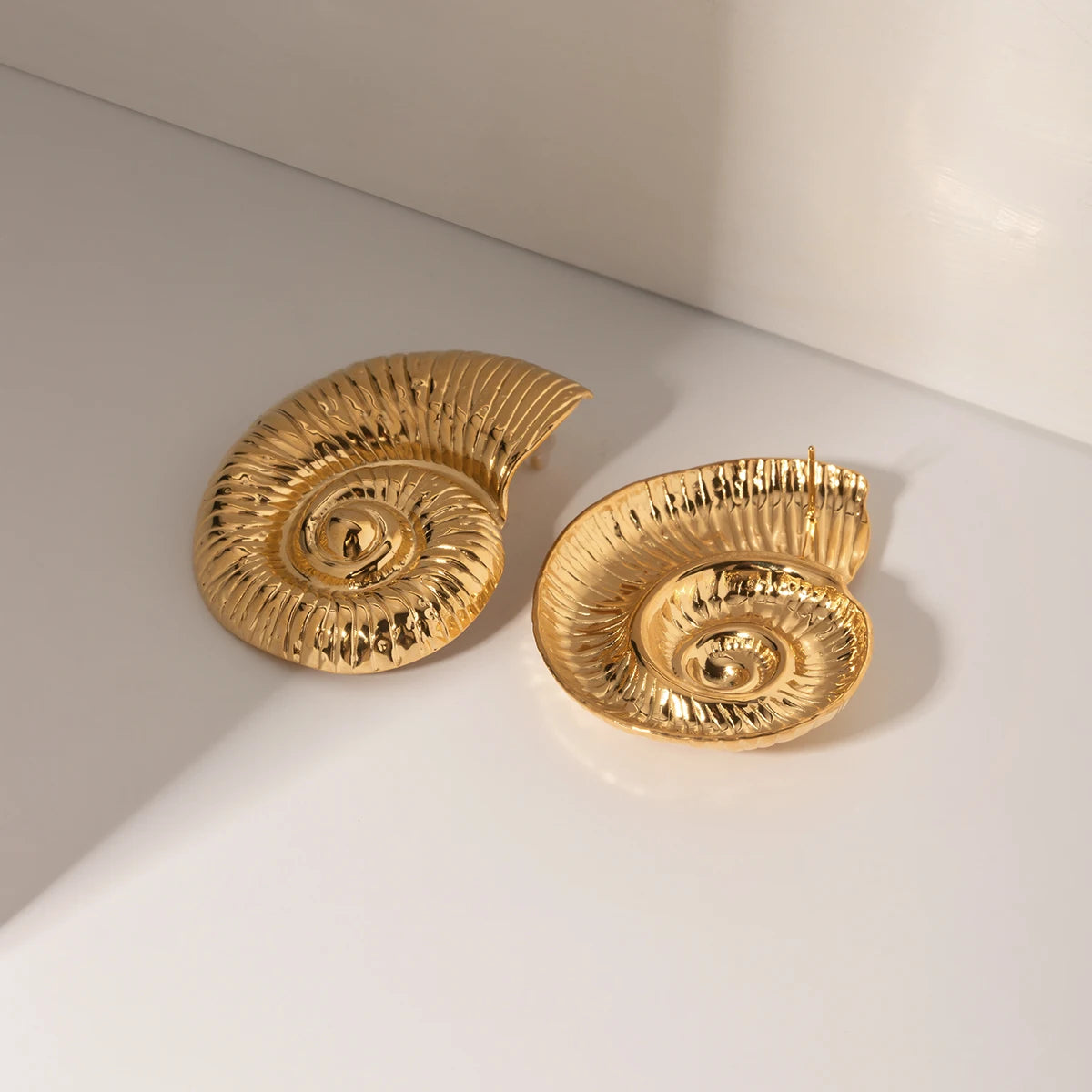 Chunky Conch Stud Earrings