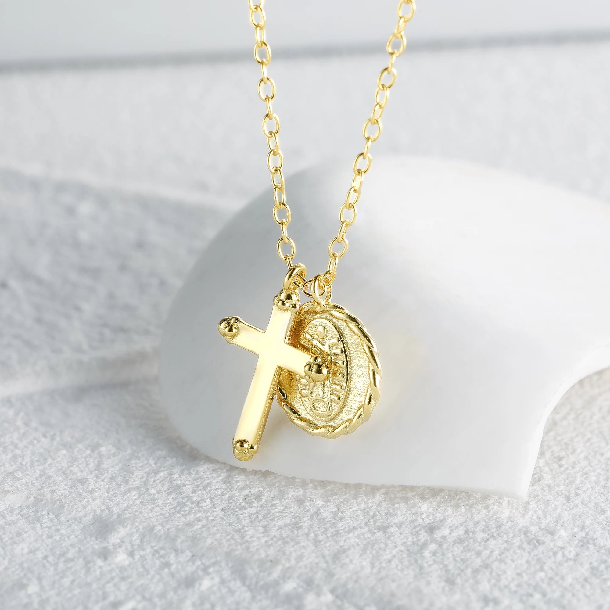 925 Sterling Silver Cross Pendant Necklace