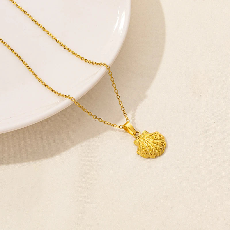 "Fauna Portuguesa" Necklaces