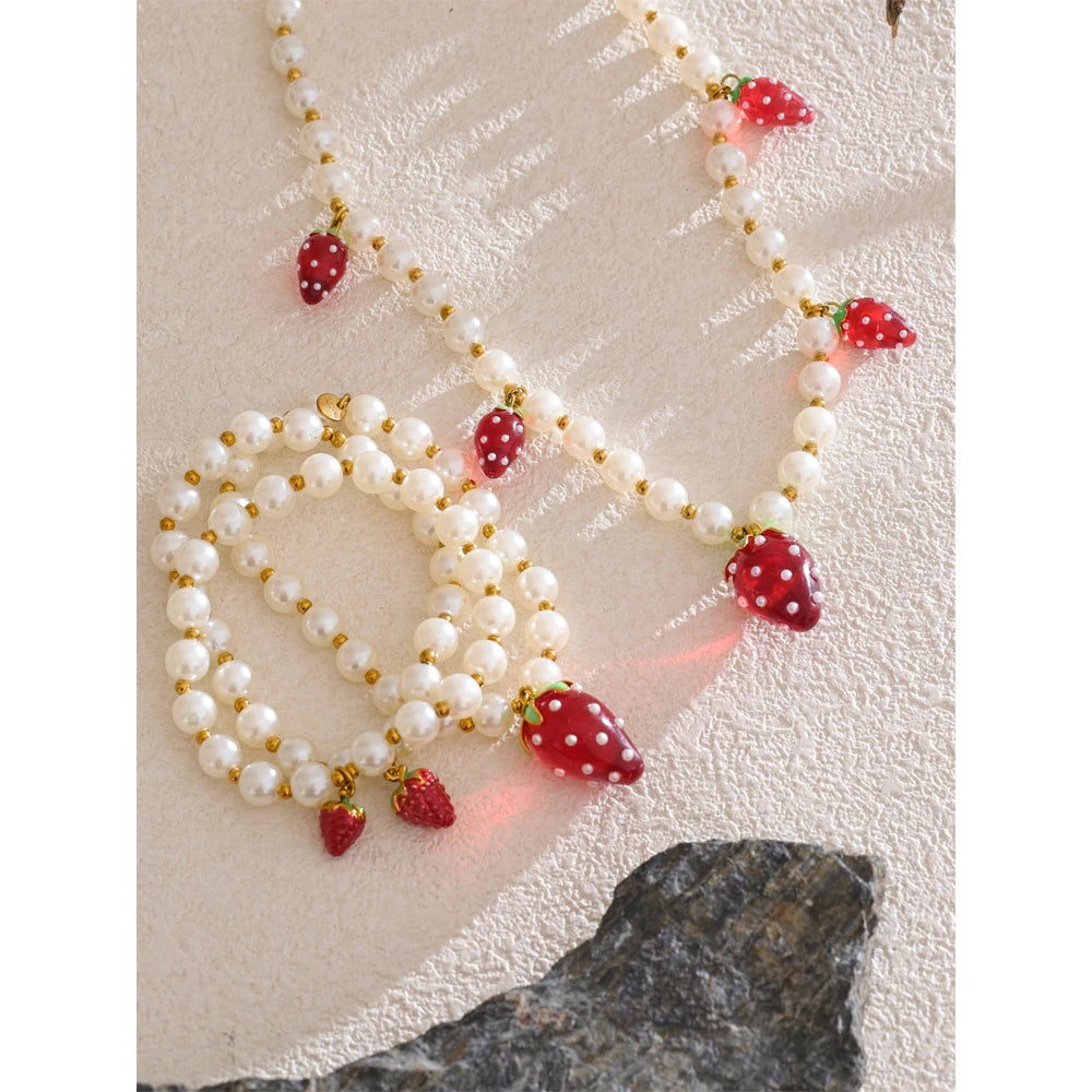 "Morangos com Açúcar" Necklace & Bracelet