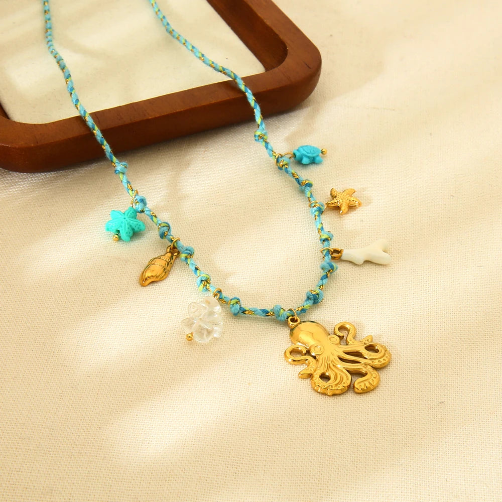 "8 Braços" Necklace