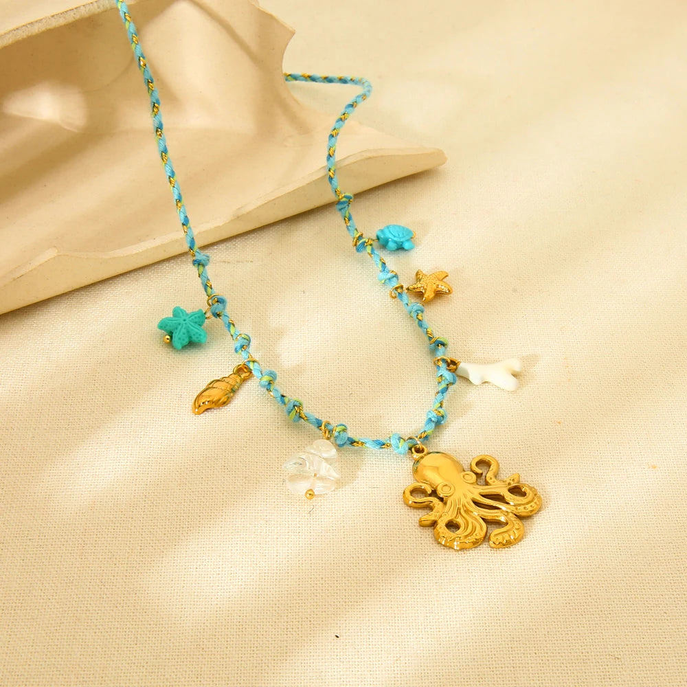 "8 Braços" Necklace