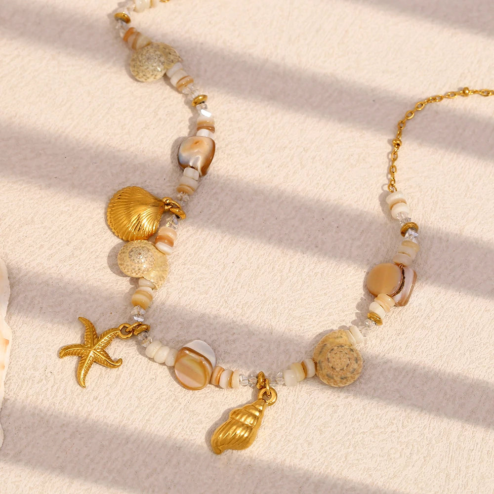 "Pé na Areia" Necklace