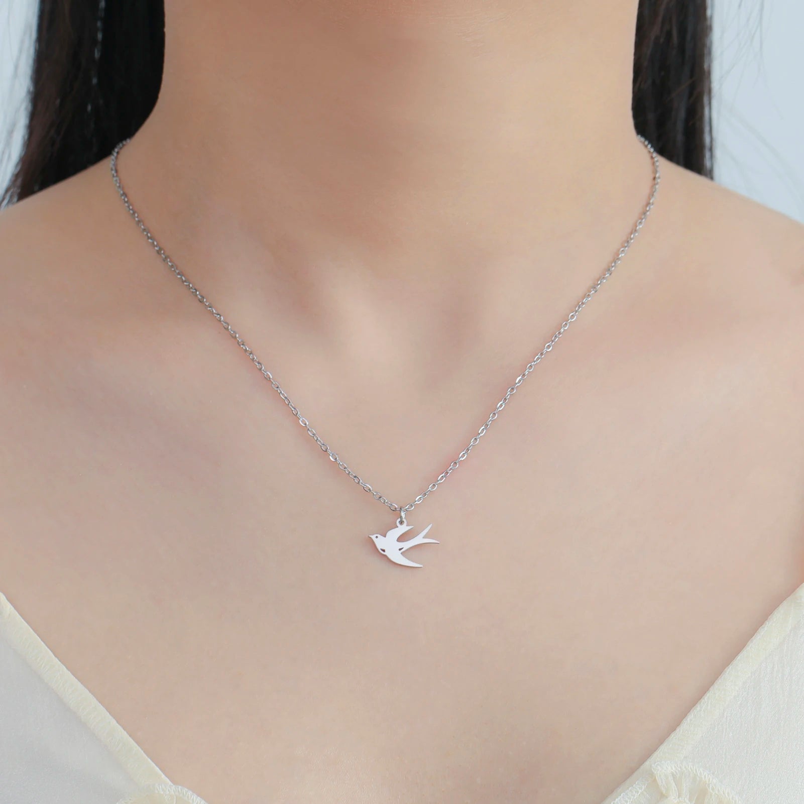 "Andorinha" Necklace