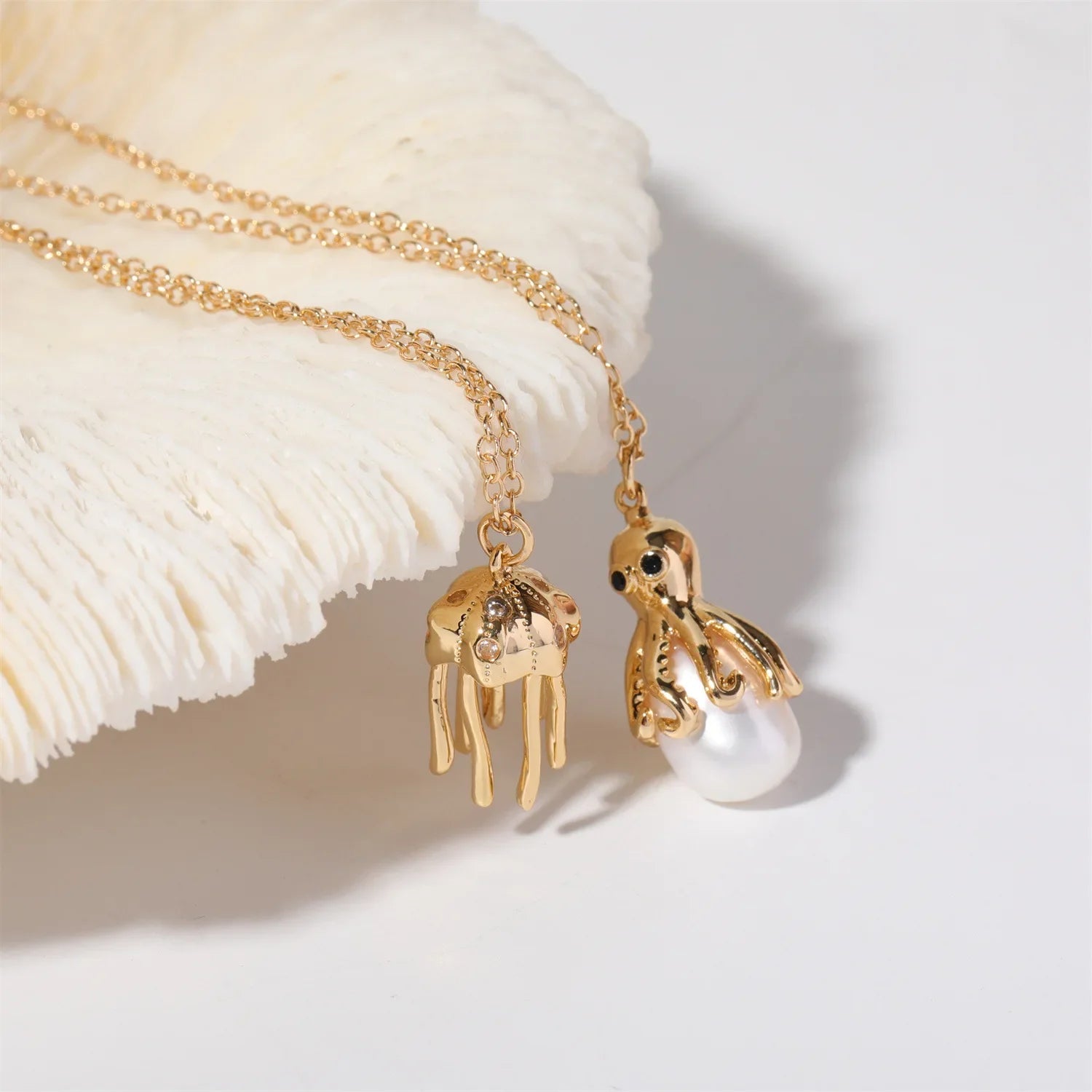 "Água-viva" Necklace