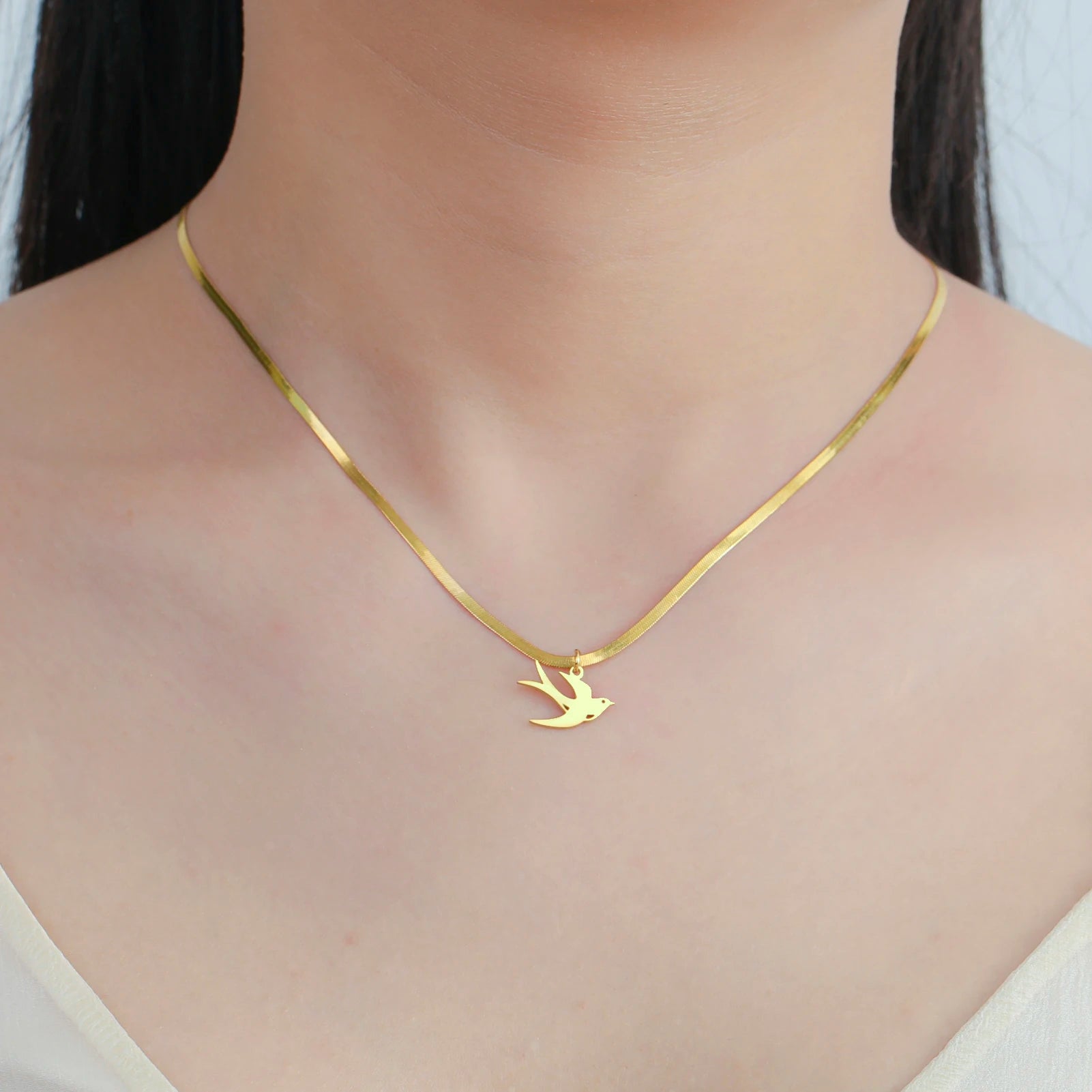 "Andorinha" Necklace