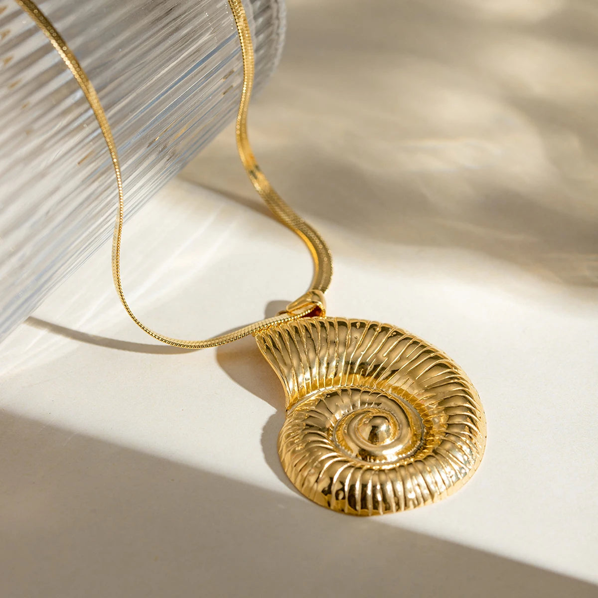 Concha Espiral Necklace