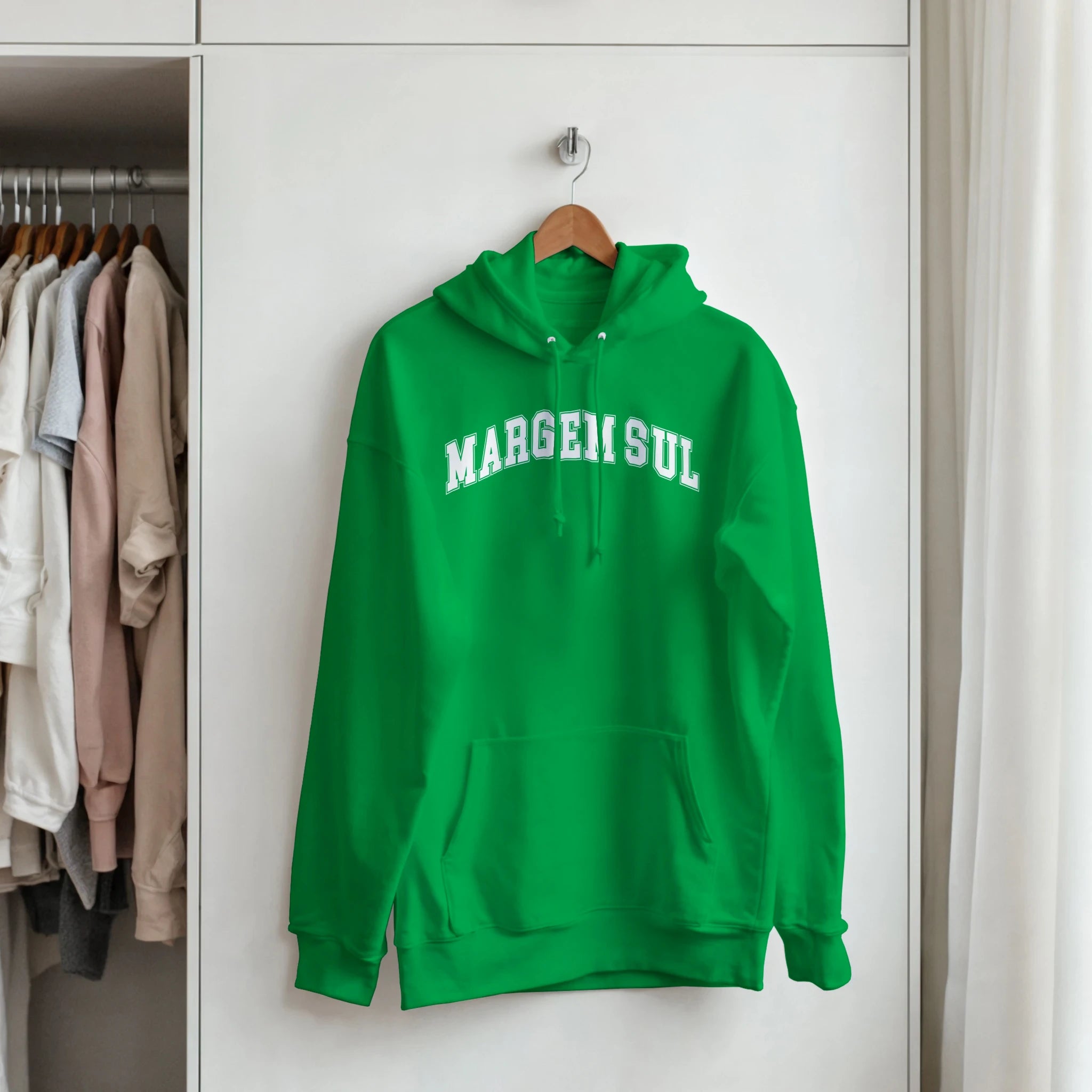 a821c3f7-72b3-48c7-85f4-689a49dfbf24