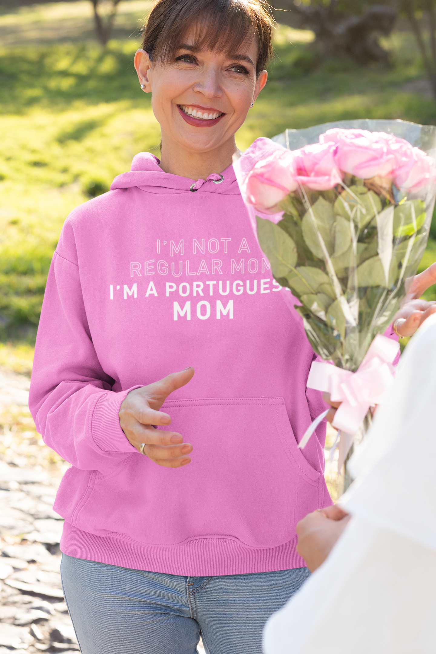 "I´ m not a regular mom, I´ m Portuguese mom" Hoodie