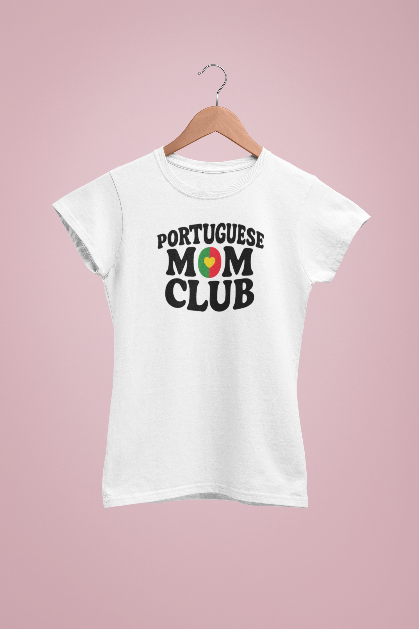 "Portuguese Mom Club" t-shirt
